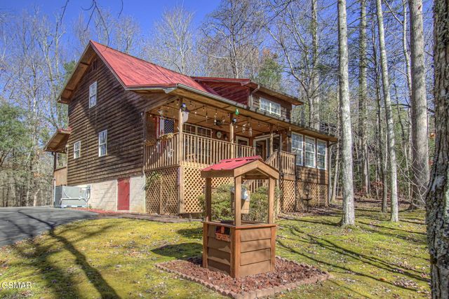 4917 Latta Way, Gatlinburg, TN 37738