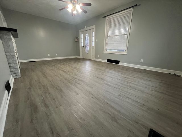 219 N Crawford Ave, New Castle, PA 16101