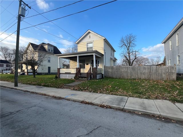 219 N Crawford Ave, New Castle, PA 16101