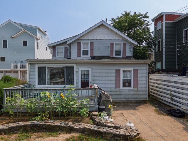 262 & 264 Cosey Beach Avenue, East Haven, CT 06512