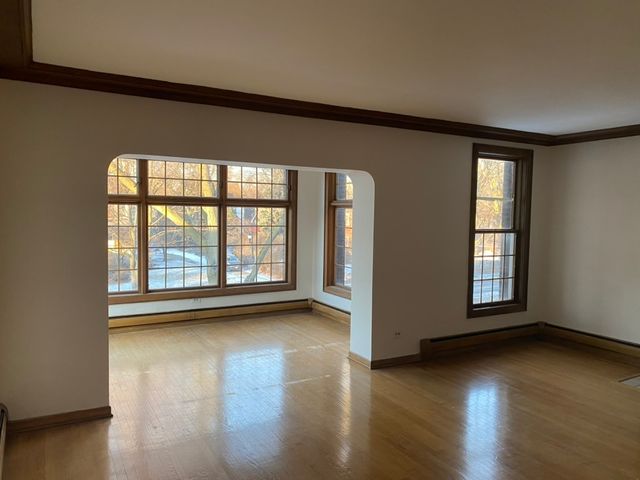 5839 W Midway Park 2, Chicago, IL 60644