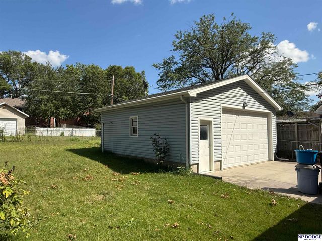 2640 S 53Rd Street, Lincoln, NE 68506