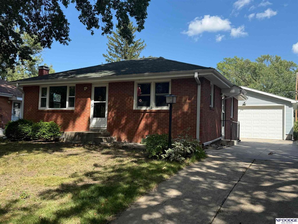 2640 S 53Rd Street, Lincoln, NE 68506