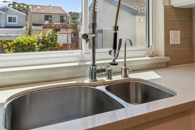 28086 Thorup Ln, Hayward, CA 94542