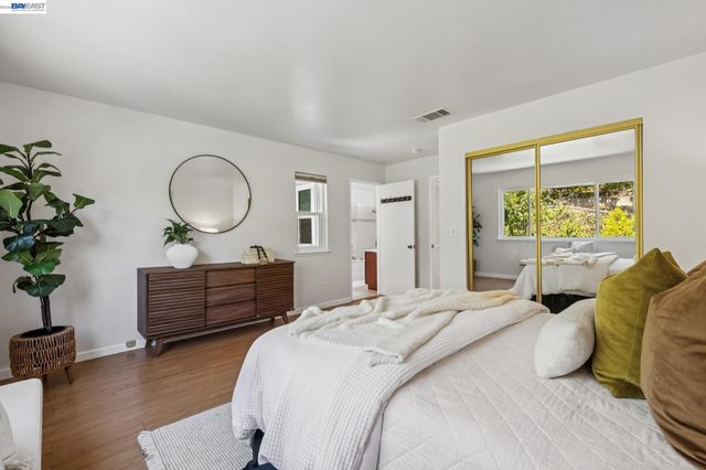 28086 Thorup Ln, Hayward, CA 94542