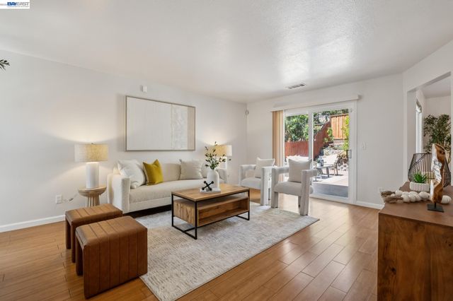 28086 Thorup Ln, Hayward, CA 94542