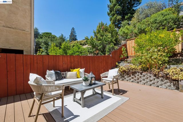 28086 Thorup Ln, Hayward, CA 94542
