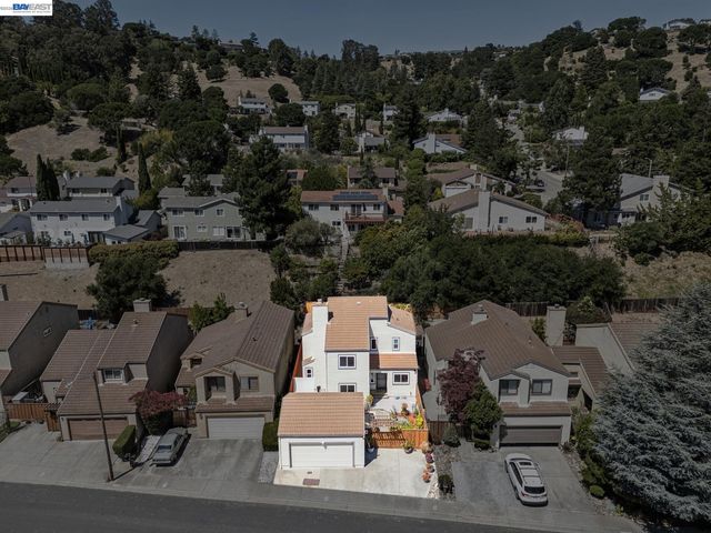 28086 Thorup Ln, Hayward, CA 94542
