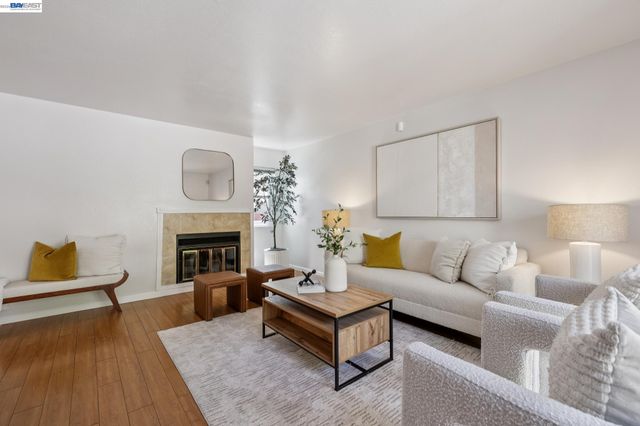 28086 Thorup Ln, Hayward, CA 94542