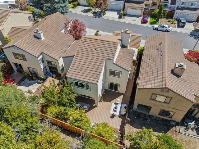 28086 Thorup Ln, Hayward, CA 94542