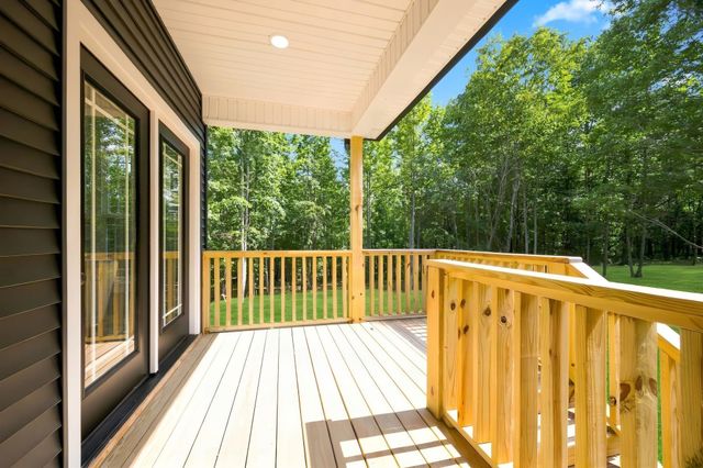 1063 Promise Land Road, Charlotte, TN 37036