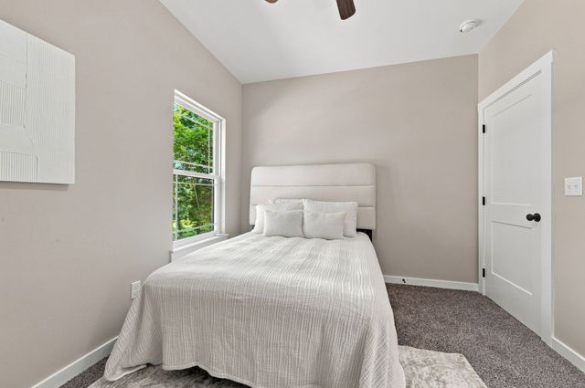1063 Promise Land Road, Charlotte, TN 37036