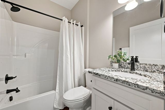 1063 Promise Land Road, Charlotte, TN 37036