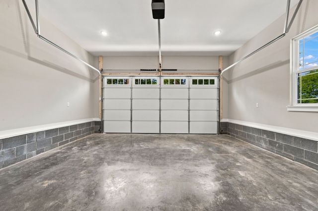 1063 Promise Land Road, Charlotte, TN 37036