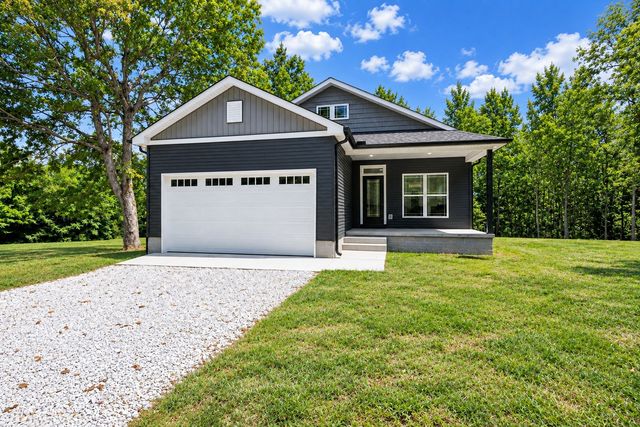 1063 Promise Land Road, Charlotte, TN 37036