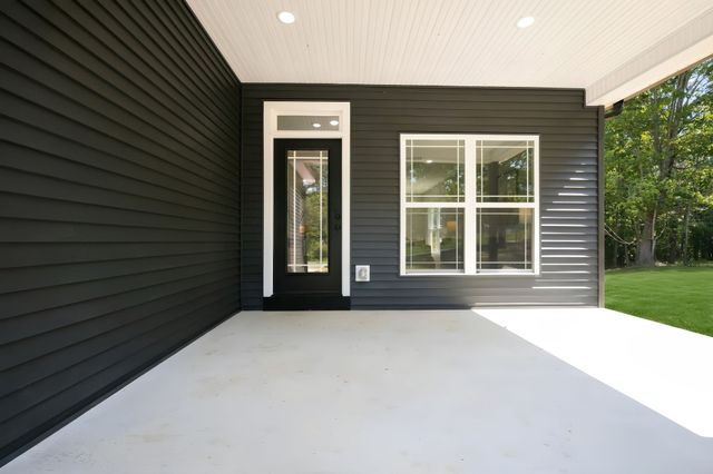 1063 Promise Land Road, Charlotte, TN 37036