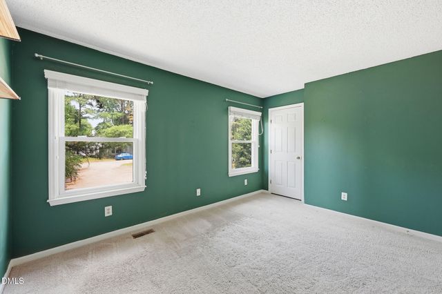 4509 Hollirose Place, Raleigh, NC 27616