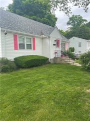 4 Dunbar Street, Providence, RI 02909