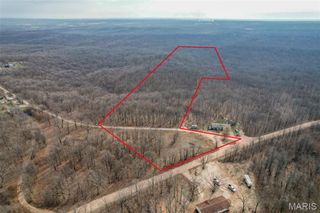 13071 Industry Road, Lebanon, MO 65536