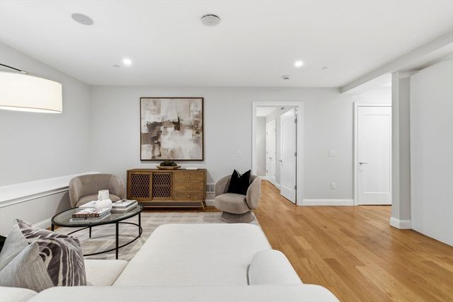 40 Westmoreland Street 5, Boston, MA 02124