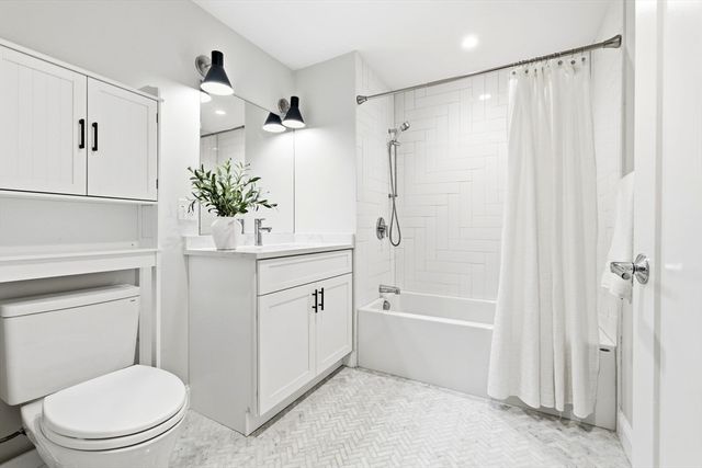 40 Westmoreland Street 5, Boston, MA 02124