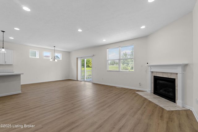 11891 Trottingham Cir, Louisville, KY 40299