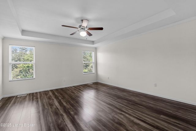 11891 Trottingham Cir, Louisville, KY 40299