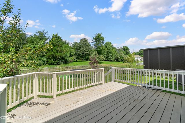 11891 Trottingham Cir, Louisville, KY 40299