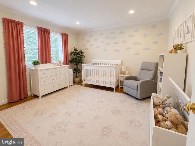 7327 YATES CT, Mclean, VA 22101