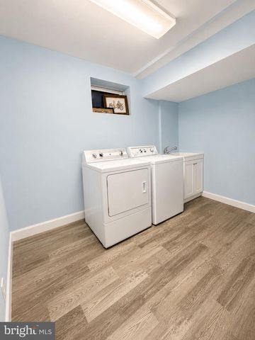 7327 YATES CT, Mclean, VA 22101