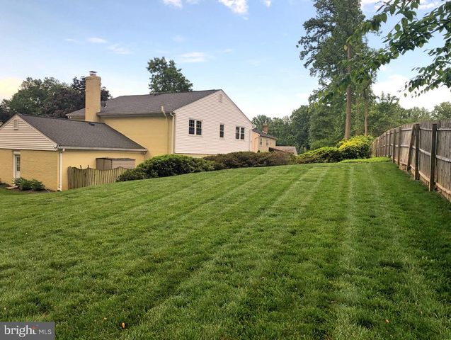 7327 YATES CT, Mclean, VA 22101