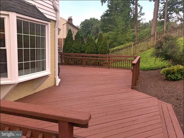 7327 YATES CT, Mclean, VA 22101