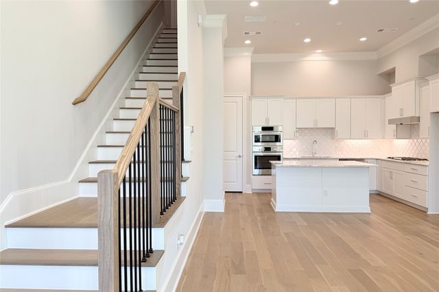 1436 N Avenue, Plano, TX 75074