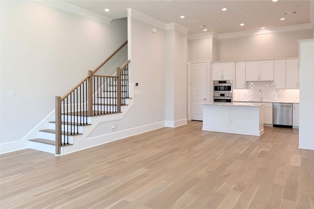 1436 N Avenue, Plano, TX 75074