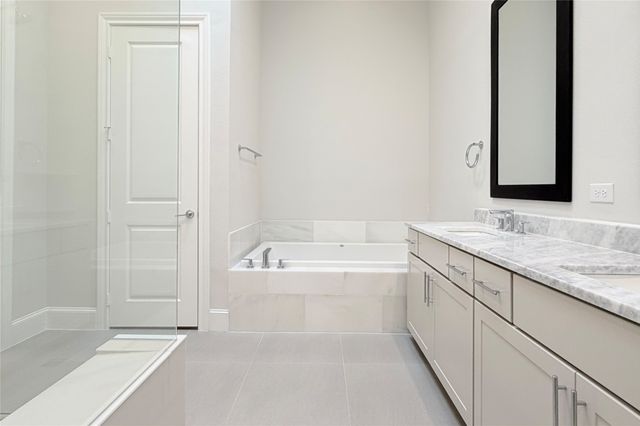 1436 N Avenue, Plano, TX 75074