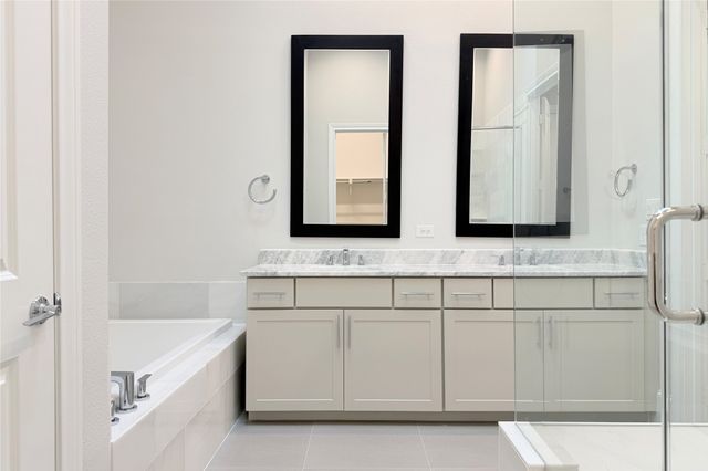 1436 N Avenue, Plano, TX 75074