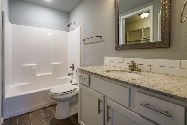 1287 N Sicily Lane, Fayetteville, AR 72704