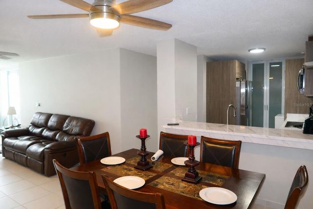 33 27 AVE LAGUNA GARDENS, Carolina, PR 00979