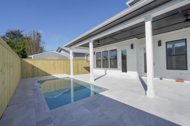 21513 Pompano Avenue, Panama City Beach, FL 32413