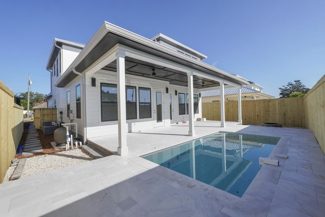 21513 Pompano Avenue, Panama City Beach, FL 32413