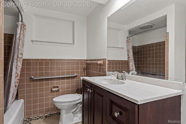 4753 QUARTON Road, Bloomfield Charter Township, MI 48301