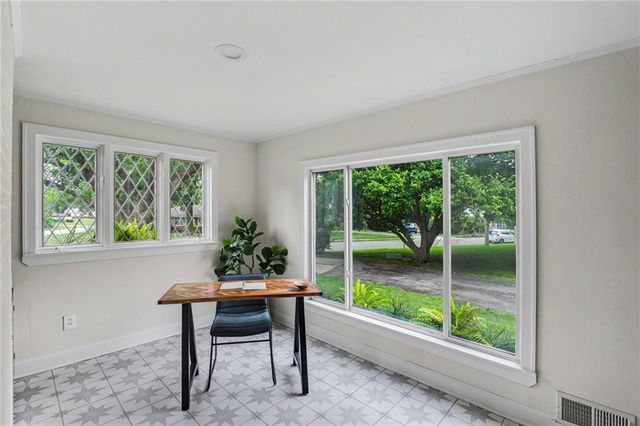 7439 Hadley Street, Overland Park, KS 66204