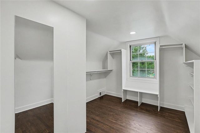 7439 Hadley Street, Overland Park, KS 66204
