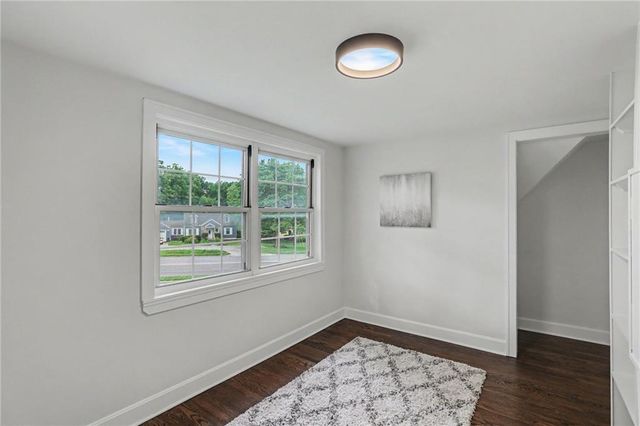 7439 Hadley Street, Overland Park, KS 66204