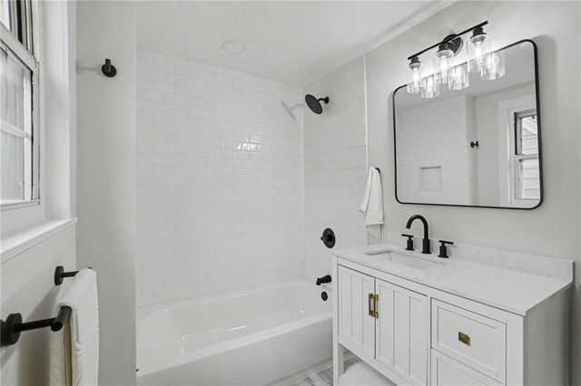 7439 Hadley Street, Overland Park, KS 66204