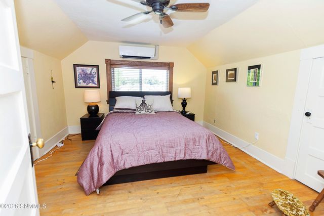 419 W College Avenue, Las Cruces, NM 88005