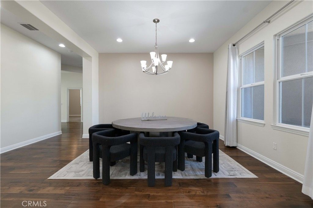 Image 12 of property listing at 12826 Via Donatello, Porter Ranch, CA 91326