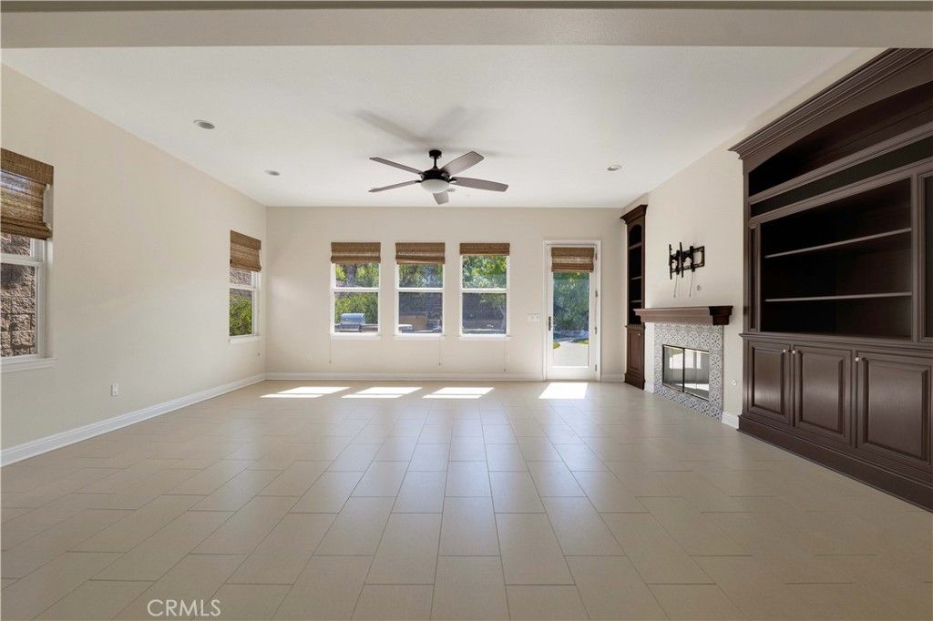 Image 21 of property listing at 12826 Via Donatello, Porter Ranch, CA 91326