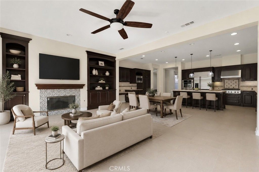 Image 22 of property listing at 12826 Via Donatello, Porter Ranch, CA 91326