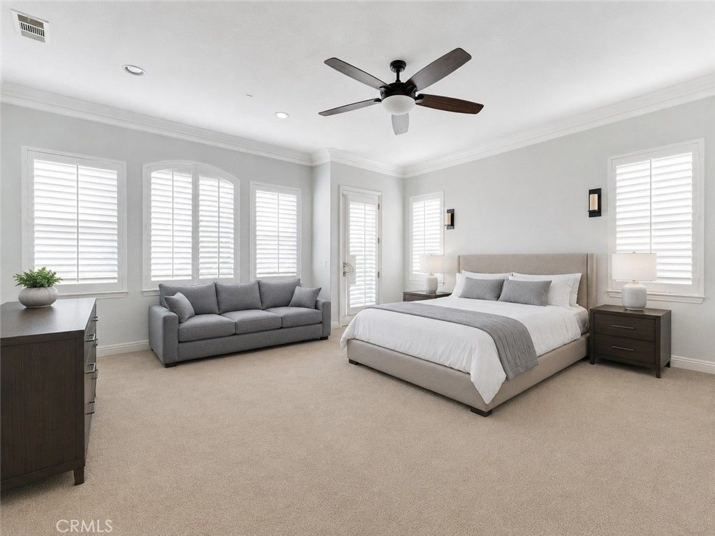 Image 27 of property listing at 12826 Via Donatello, Porter Ranch, CA 91326
